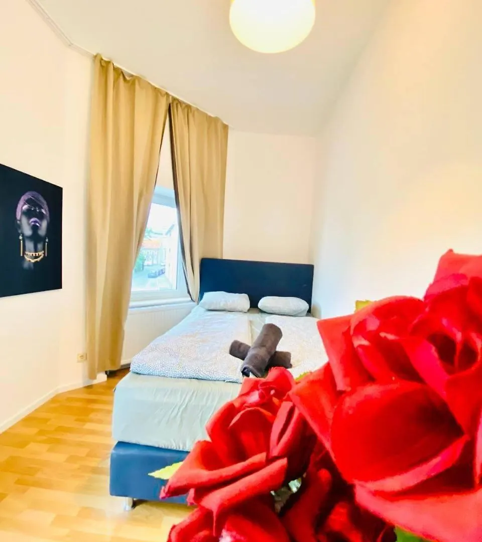 Spacious 4-Bedroom Shared Apartment For Big Groups Vienna