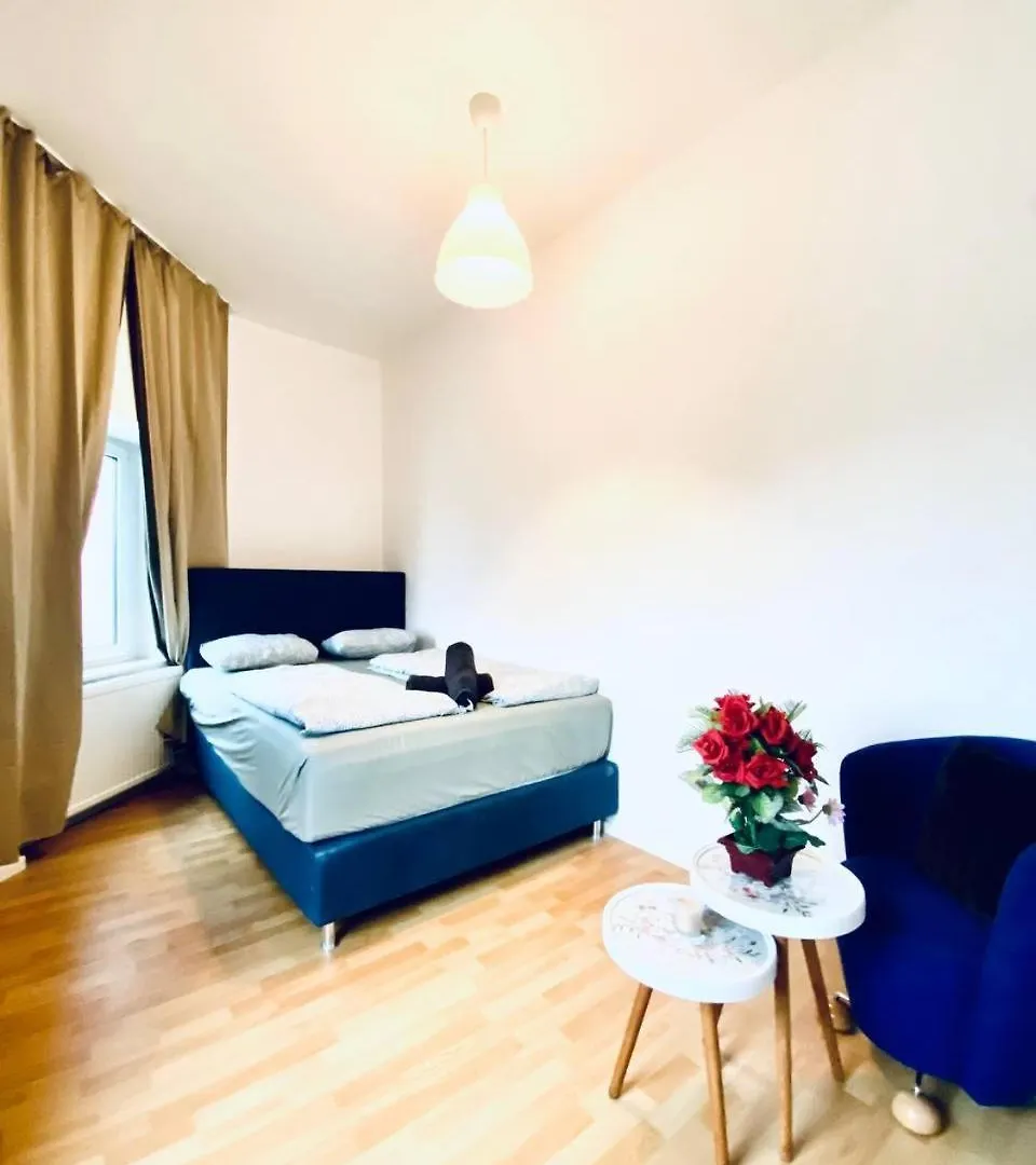 Spacious 4-Bedroom Shared Apartment For Big Groups Vienna Austria