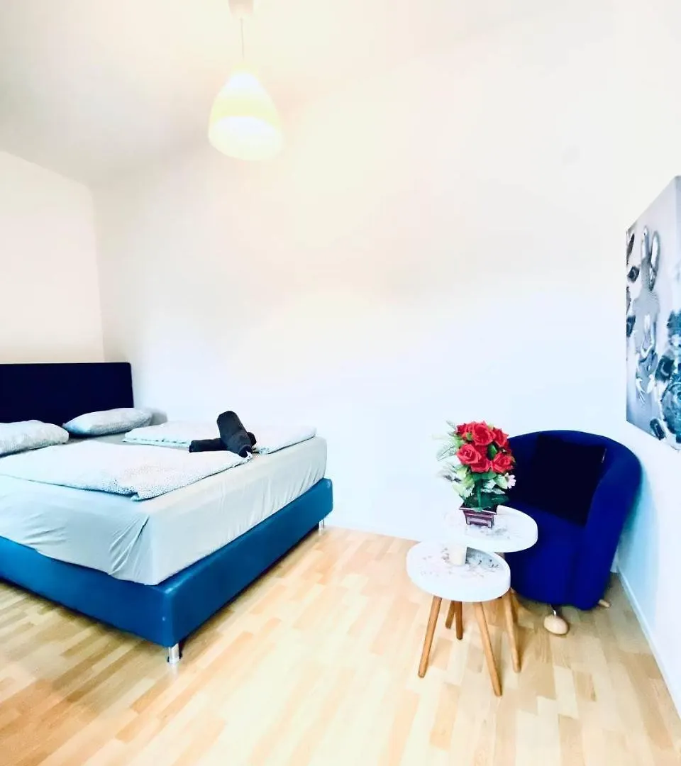 Spacious 4-Bedroom Shared Apartment For Big Groups Vienna 0*,  Austria