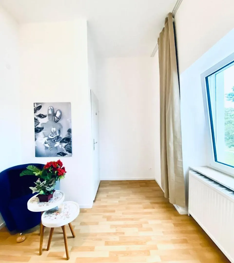 Spacious 4-Bedroom Shared Apartment For Big Groups Vienna