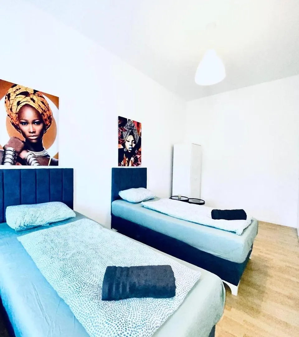 Spacious 4-Bedroom Shared Apartment For Big Groups Vienna