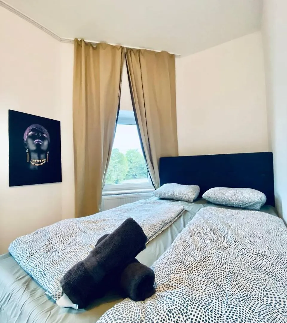 Spacious 4-Bedroom Shared Apartment For Big Groups Vienna Austria