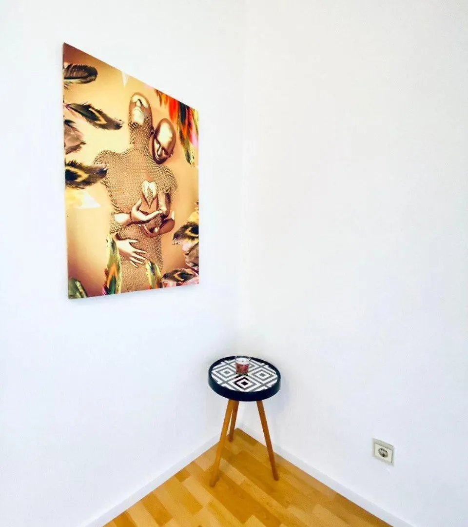 Spacious 4-Bedroom Shared Apartment For Big Groups Vienna